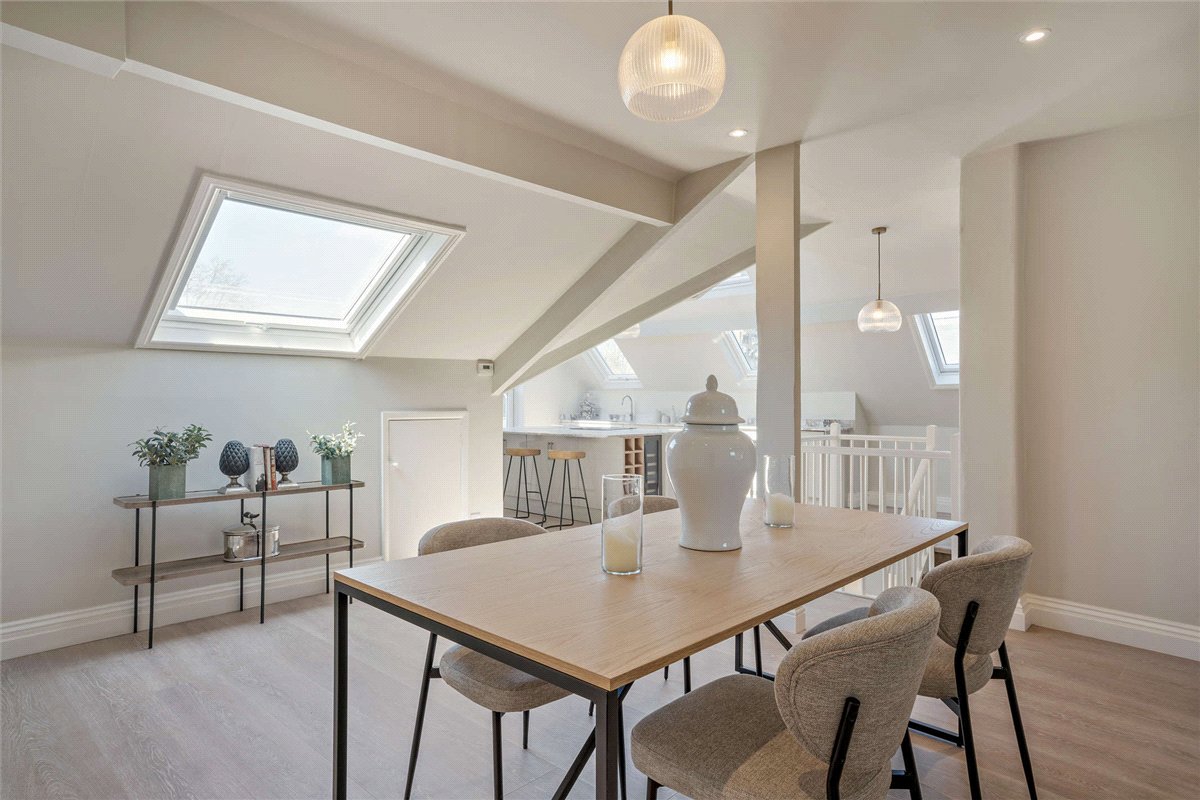 3 bedroom Flat, The Oval, Harrogate, HG2 - Available, Image 6