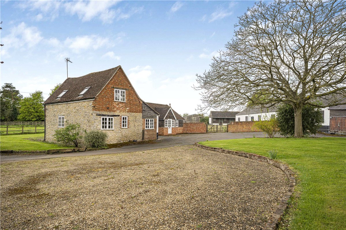 41  Country Estate, Mill Lane, Twyford, MK18 - Available, Image 37