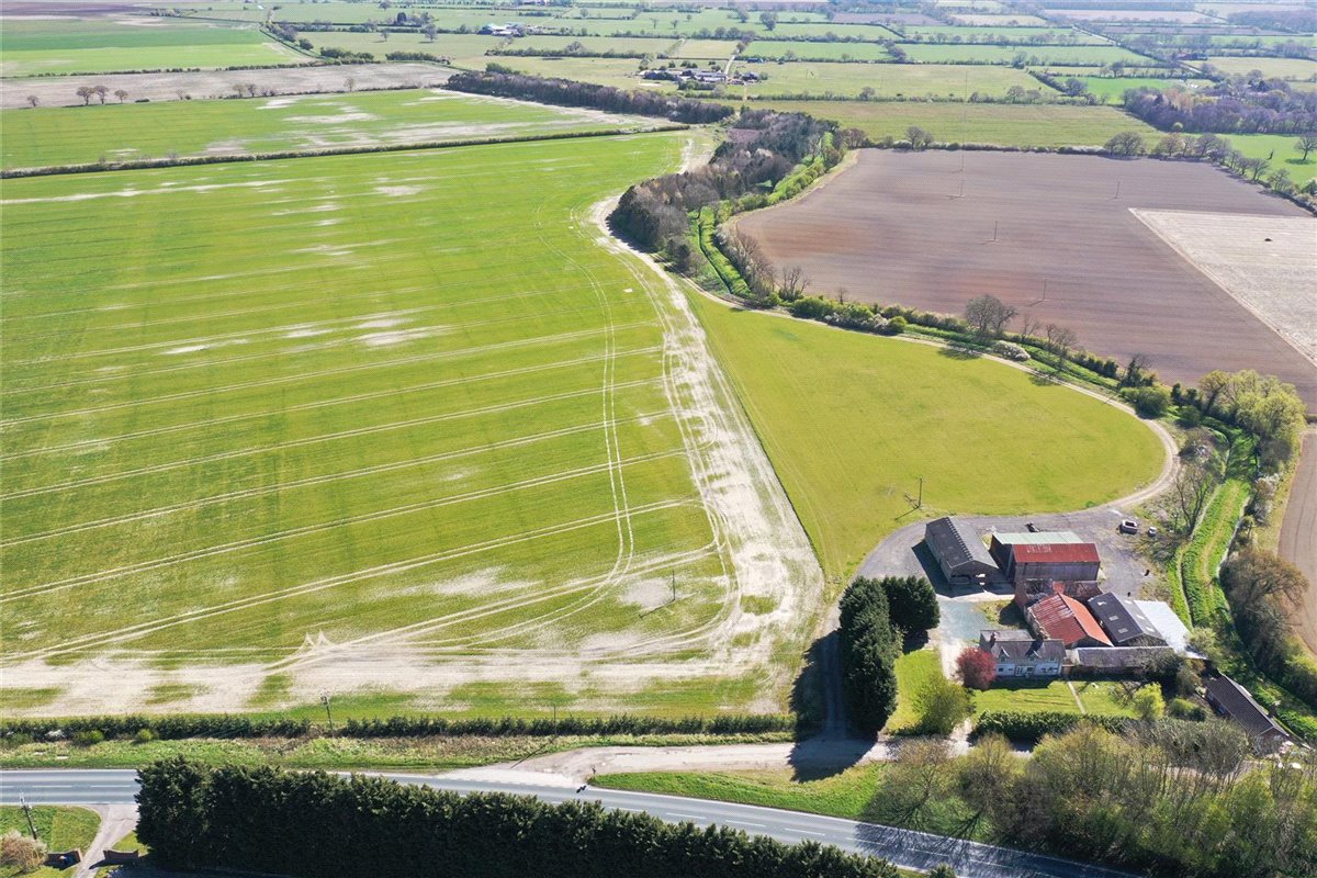 33.82  Farm, Holme Road, Spaldington, DN14 - Sold