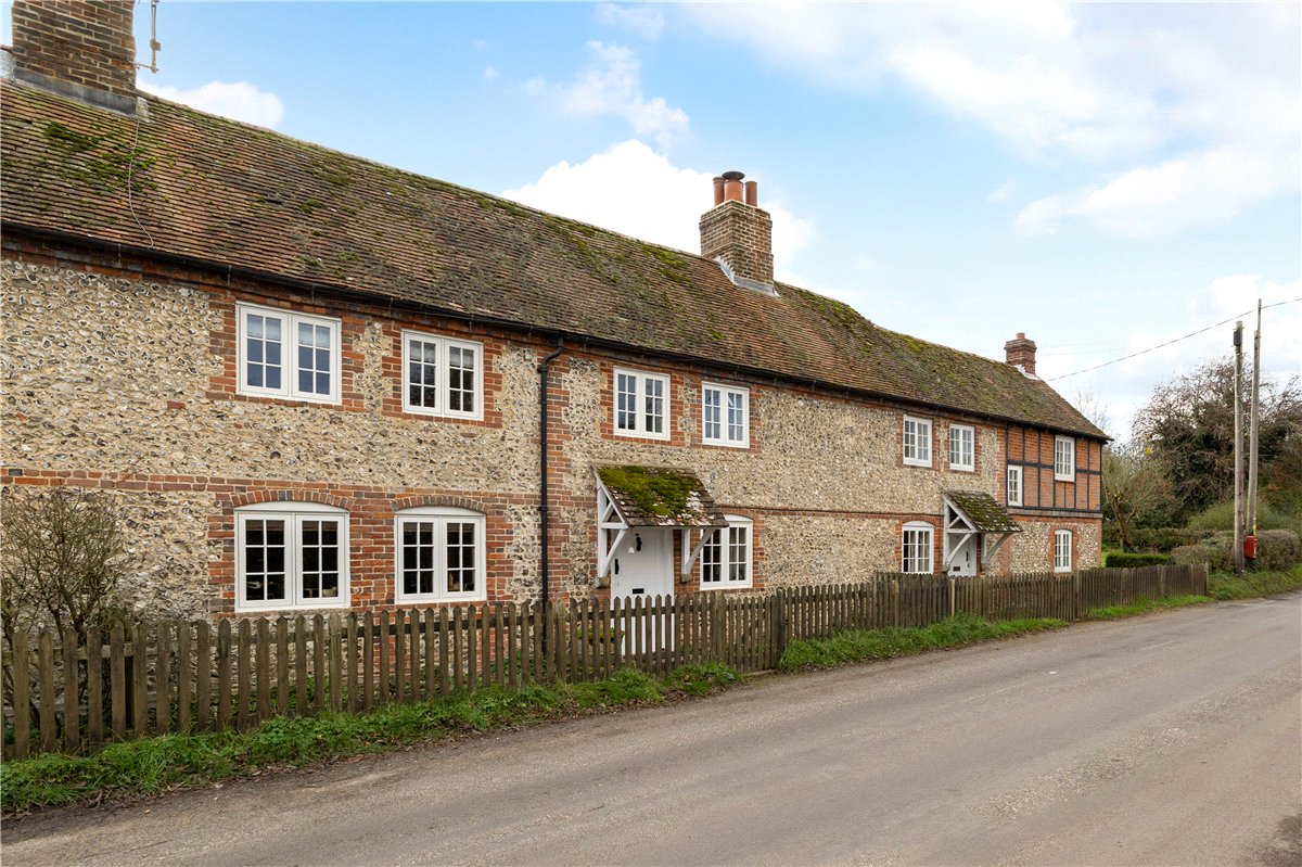4 bedroom House, Fosbury, Wiltshire, SN8 - Available