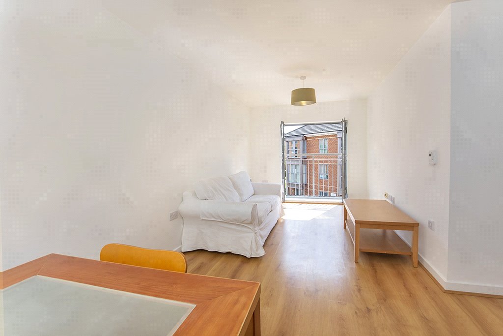 2 bedroom Flat, Ripon Croft, York, YO31 - Let Agreed, Image 2