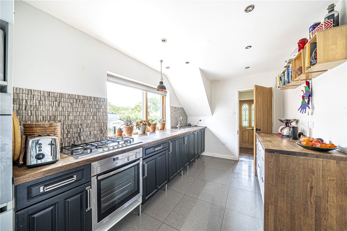 3 bedroom House, Trampers Lane, North Boarhunt, PO17 - Sold STC, Image 3