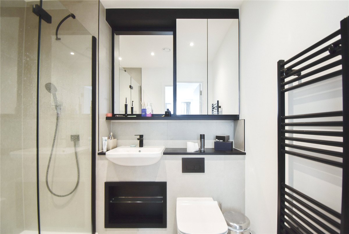 2 bedroom Flat, Aston Terrace, Cambridge, CB3 - Let Agreed, Image 5