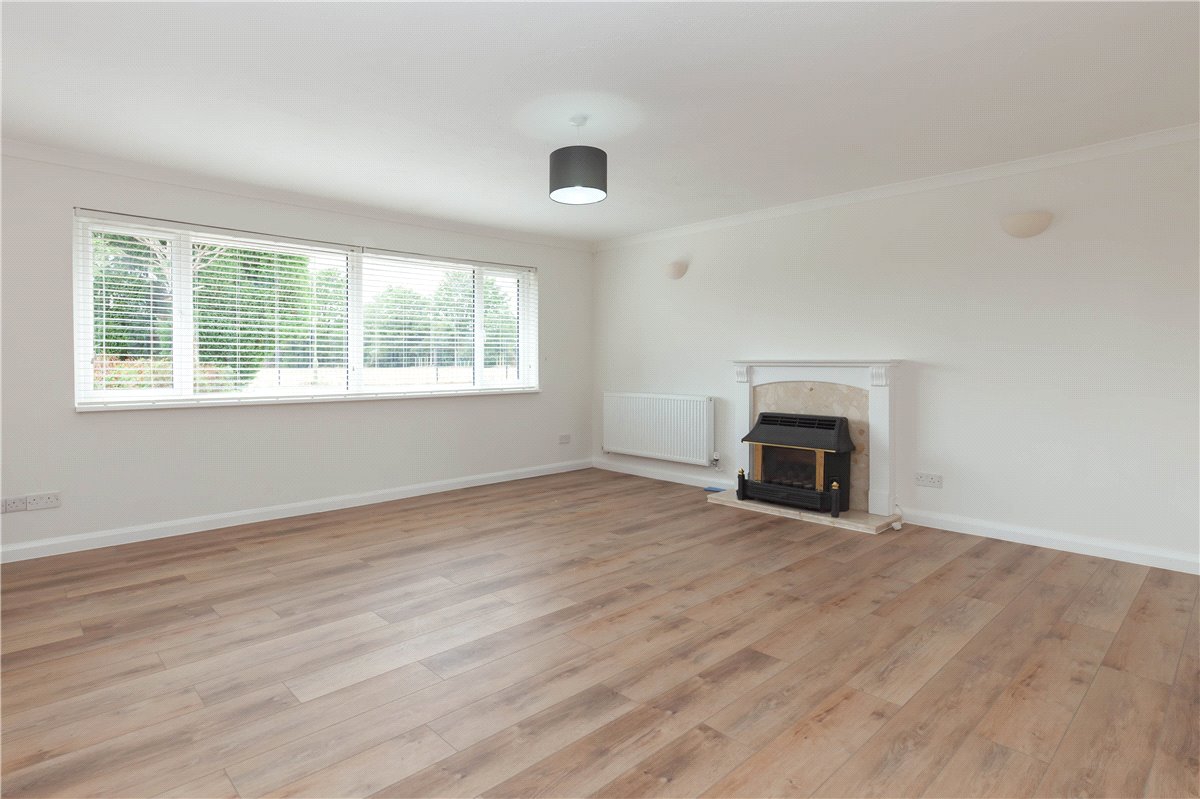 4 bedroom Bungalow, Shakespeare Drive, Bicester, OX26 - , Image 4