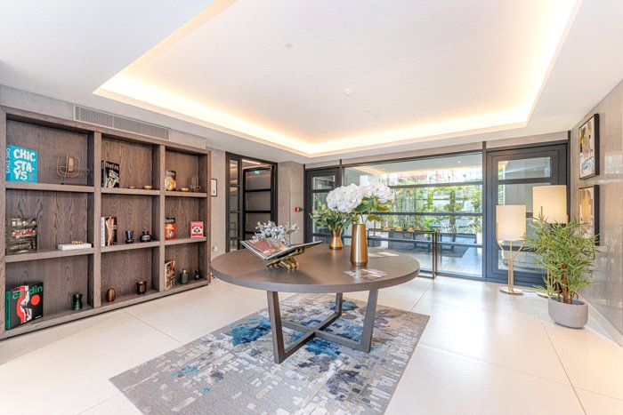 2 bedroom Flat, Kensington Gardens Square, Bayswater, W2 - Available, Image 13