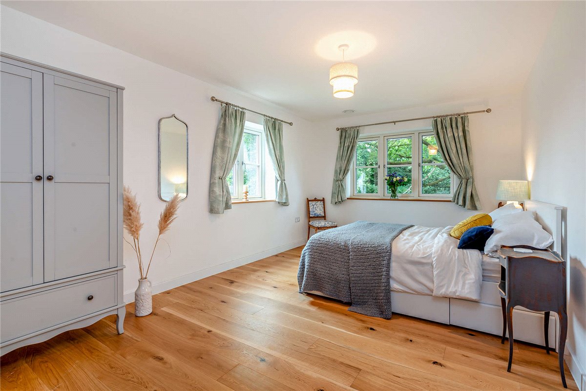 4 bedroom House, Highfield, Ashmansworth, RG20 - Available, Image 12