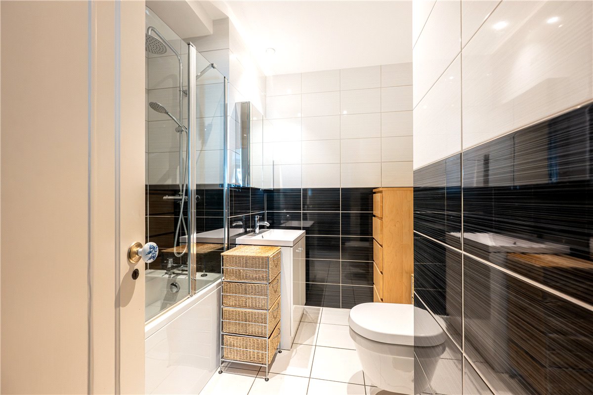 2 bedroom Flat, Hallam Street, London, W1W - Available, Image 12