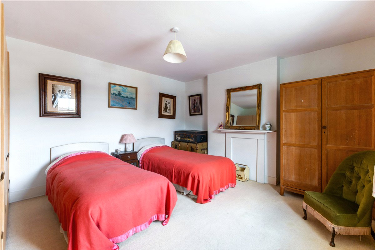 4 bedroom House, Salisbury Road, Marlborough, SN8 - Sold STC, Image 15