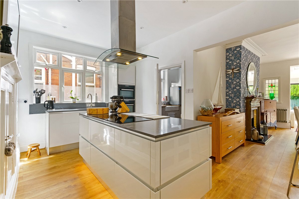 5 bedroom House, Chestnut Avenue, York, YO31 - Available, Image 22