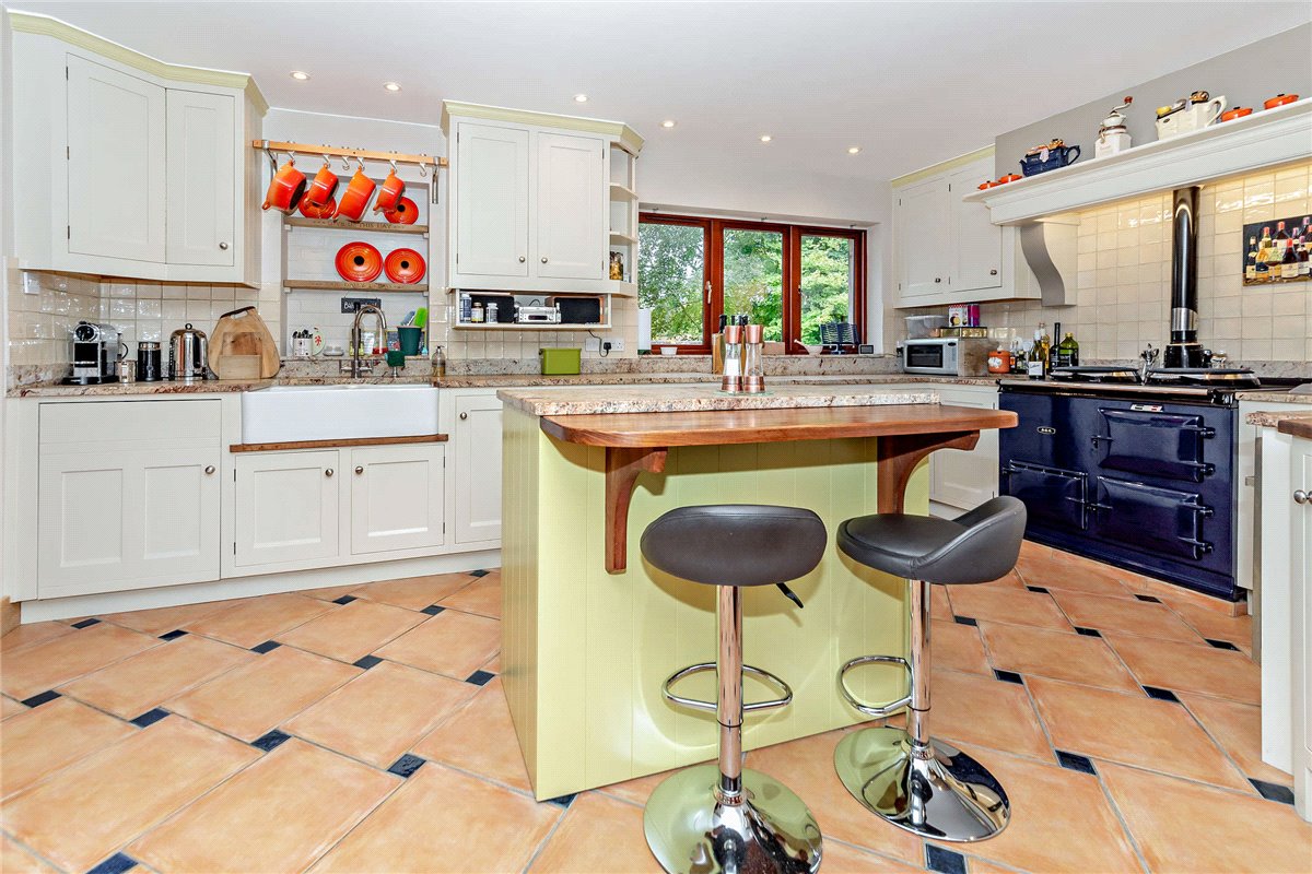 6 bedroom House, The Maltings, West Ilsley, RG20 - Available, Image 12