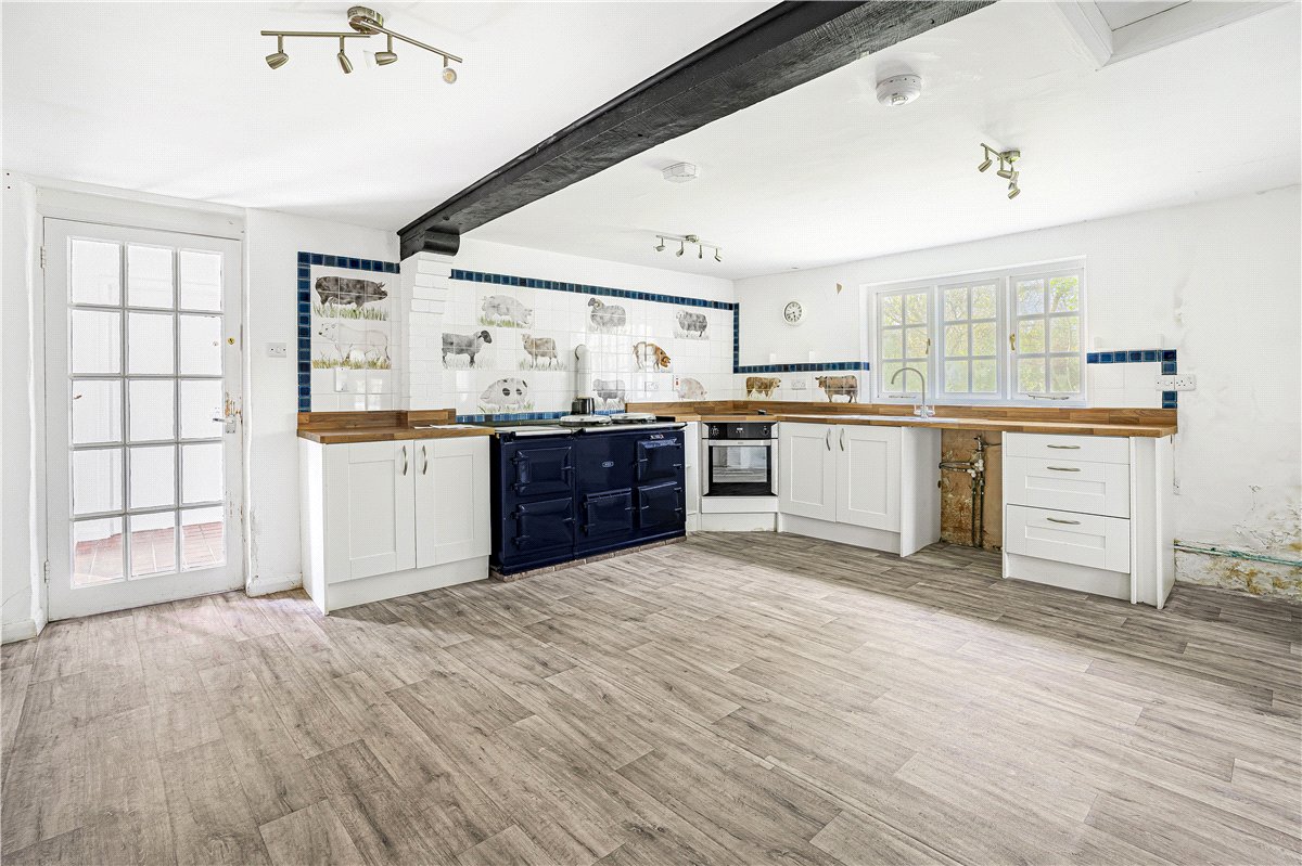 41  Country Estate, Mill Lane, Twyford, MK18 - Available, Image 15