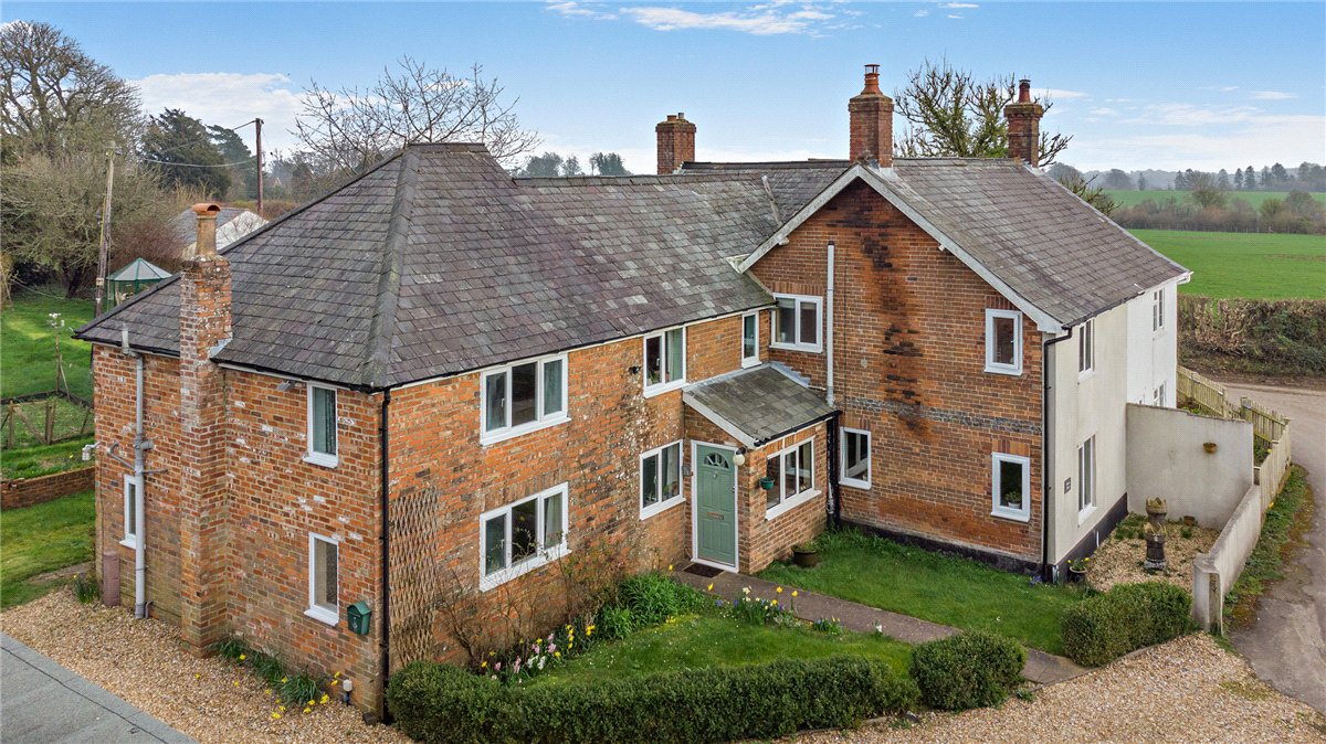 5 bedroom Cottage, Ibworth, Tadley, RG26 - Available