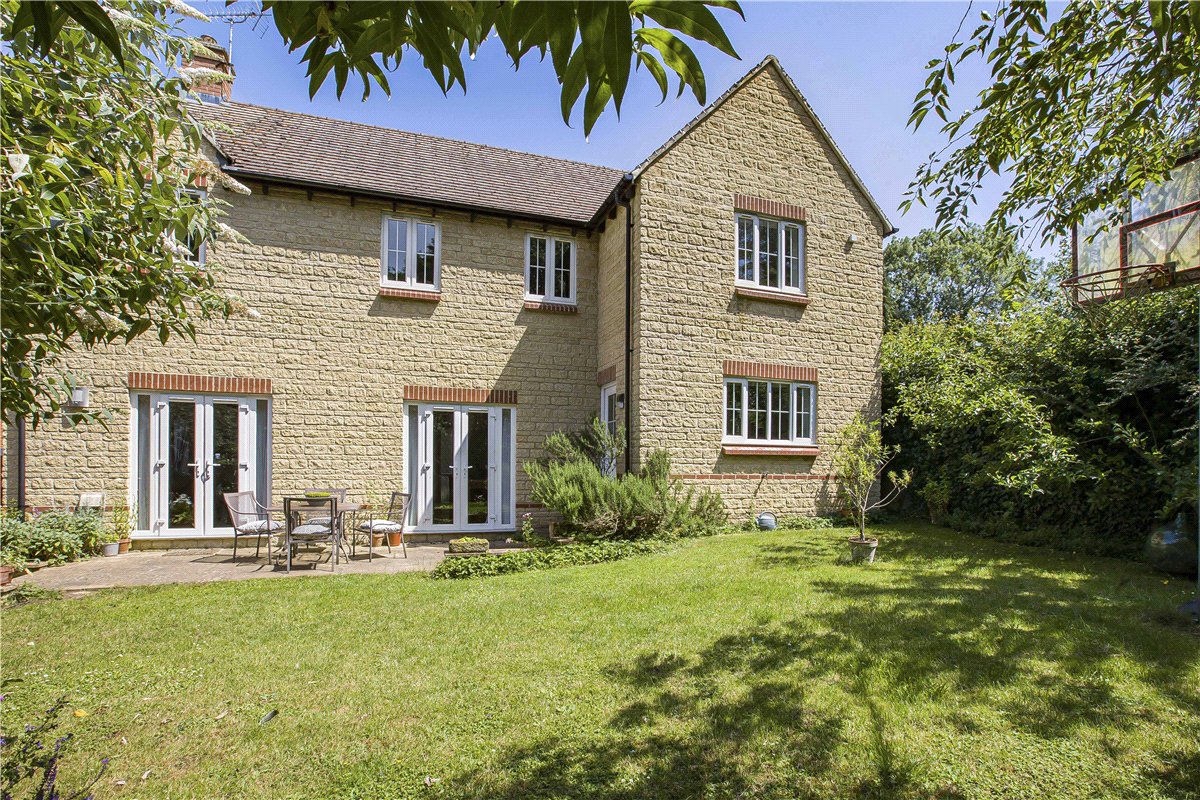 4 bedroom House, Simpsons Way, Kennington, OX1 - Available, Image 1