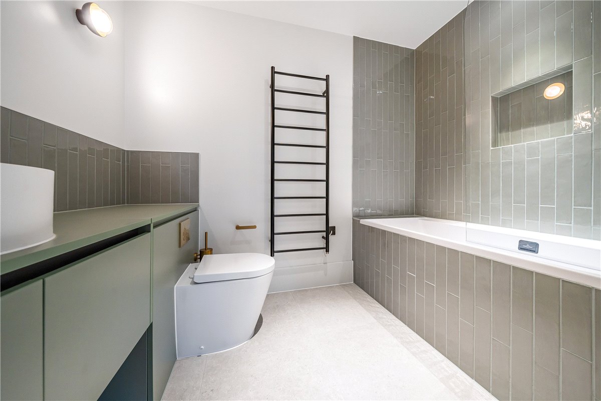 2 bedroom Flat, Parsonage Lane, Bath, BA1 - Let Agreed, Image 3