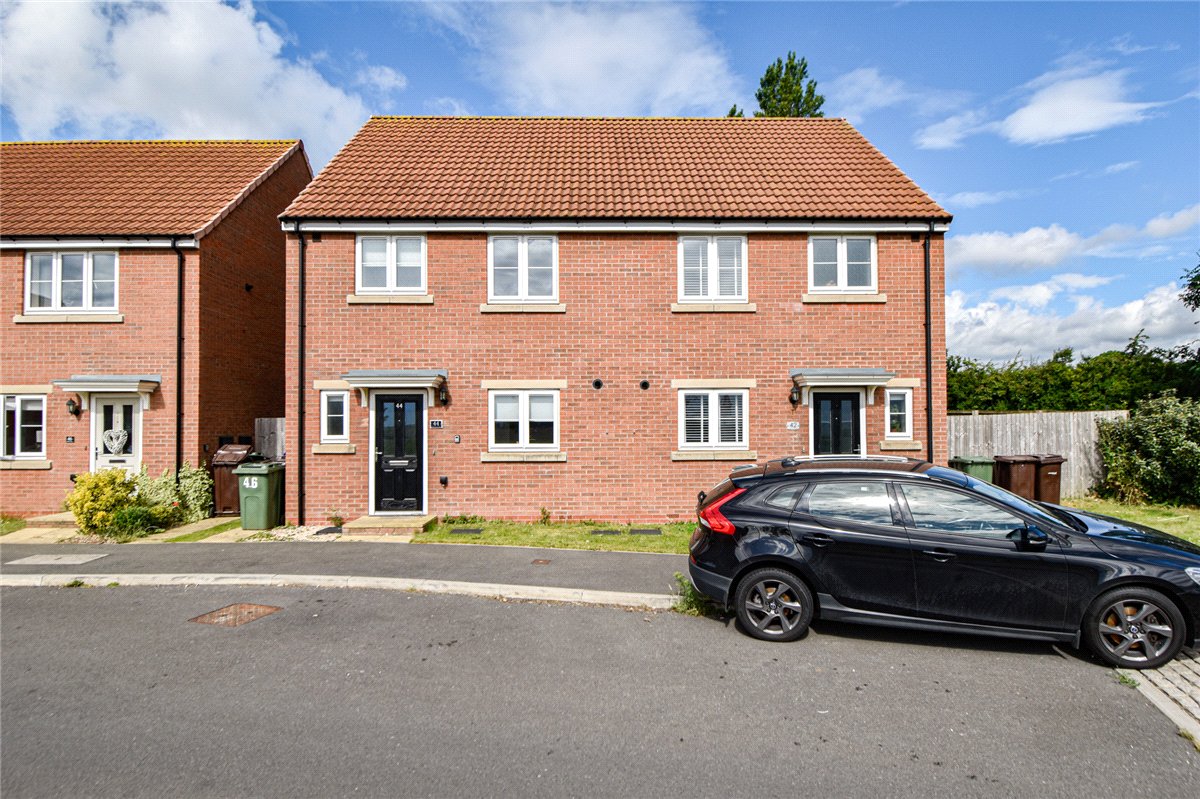 3 bedroom House, Heather Drive, Pontefract, WF8 - Let Agreed
