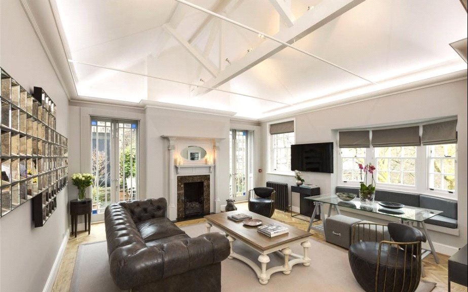 4 bedroom Flat, North Audley Street, London, W1K - Available, Image 1
