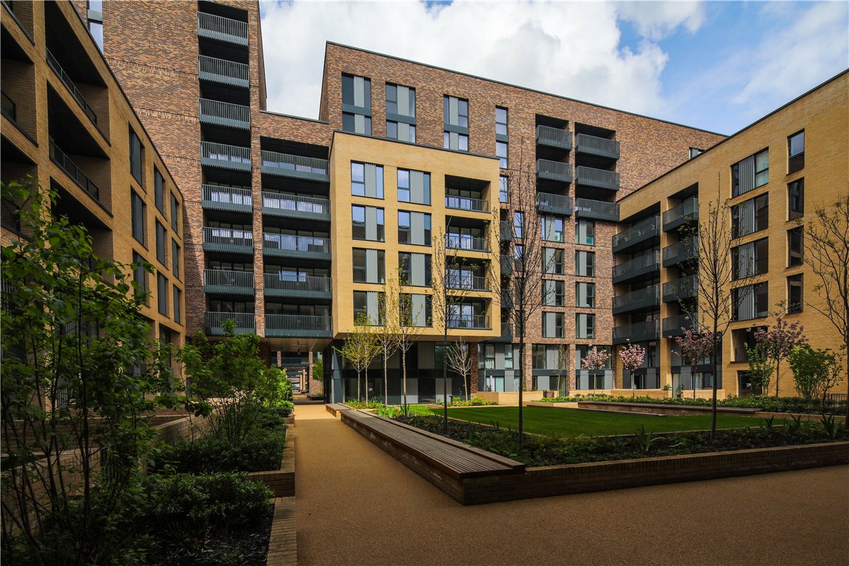 2 bedroom Flat, Greyhound Parade, Wimbledon Grounds, London, SW17 - , Image 7