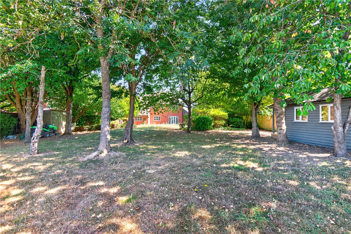 5 bedroom House, Whitethorn Close, Stoke Mandeville, HP22 - Available, Image 19