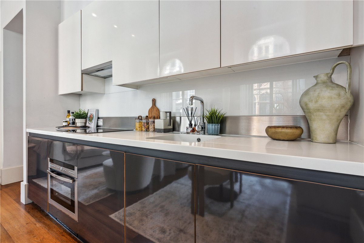 1 bedroom Flat, Maddox Street, London, W1S - Sold, Image 2