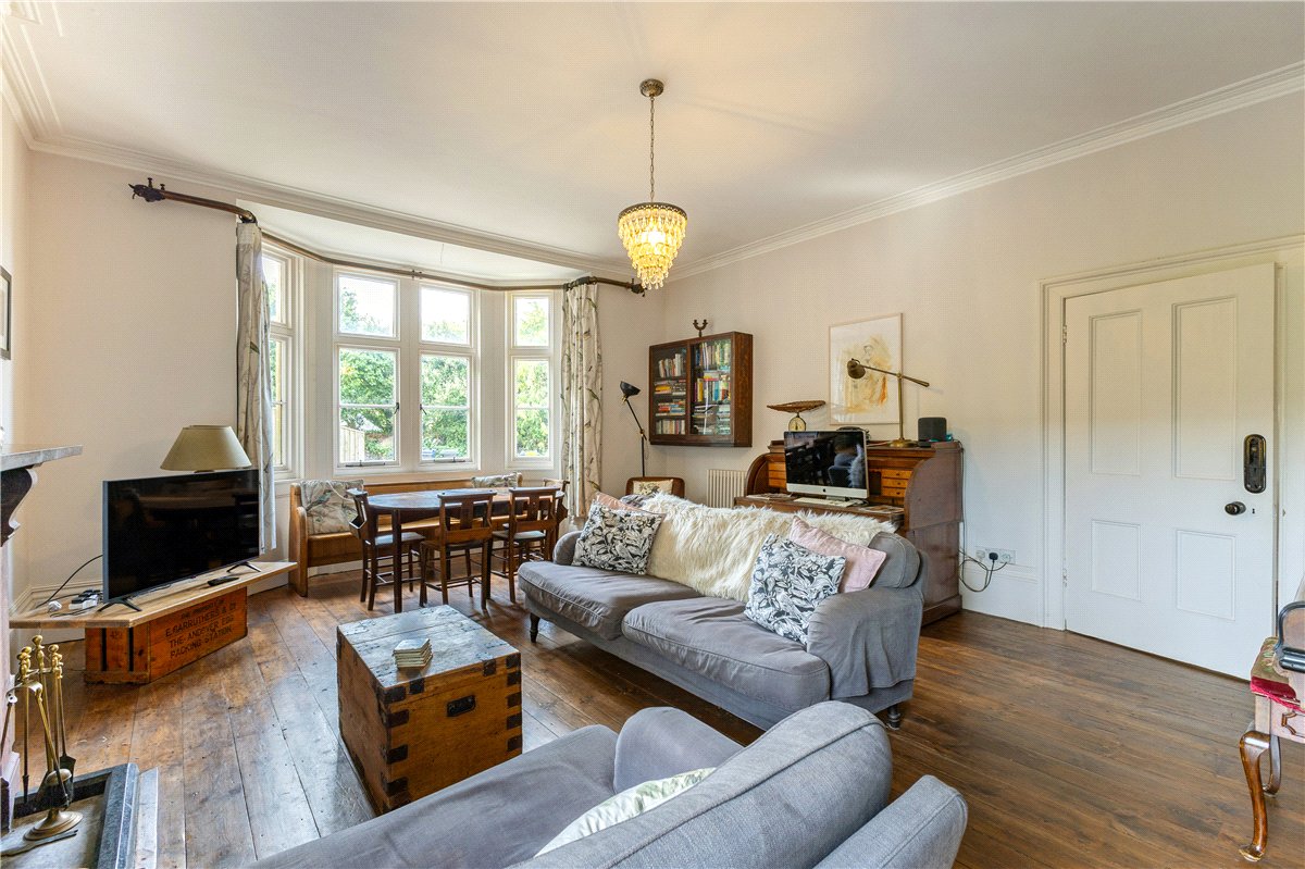 3 bedroom House, West Street, Aldbourne, SN8 - Available, Image 4