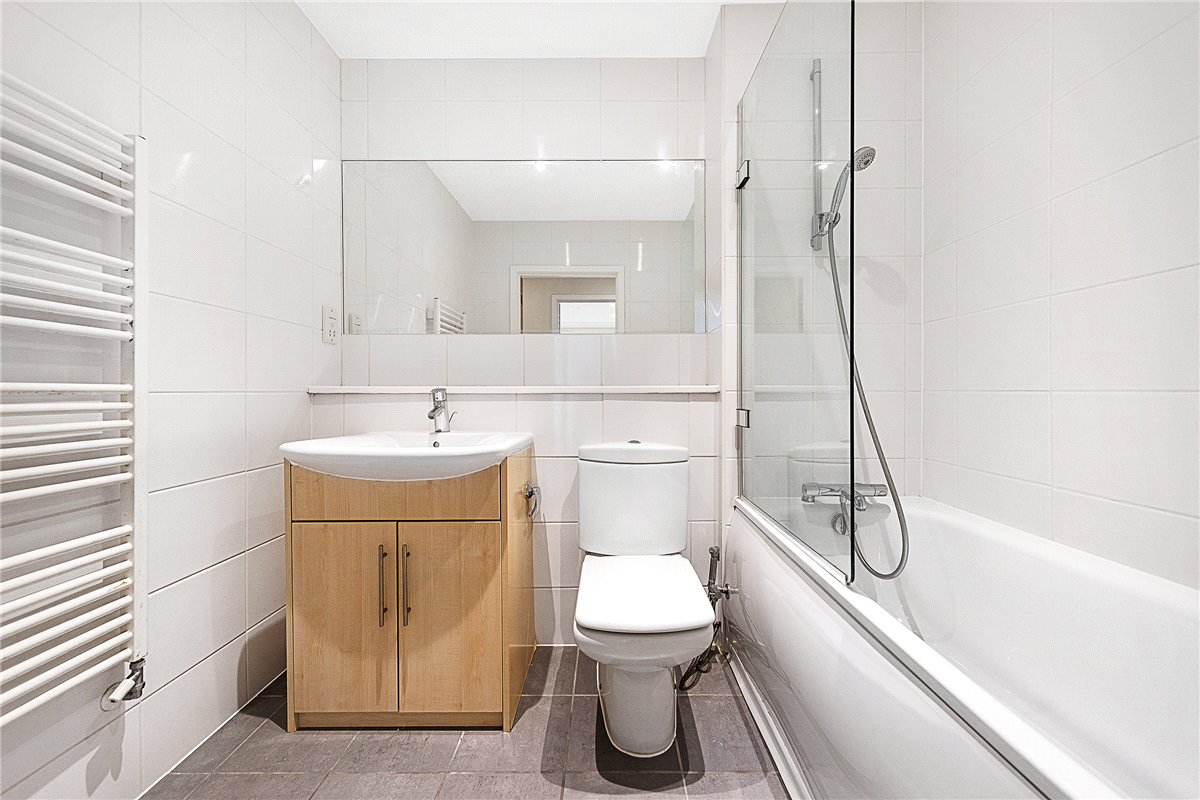 2 bedroom Flat, Canal Boulevard, Camden, NW1 - , Image 8