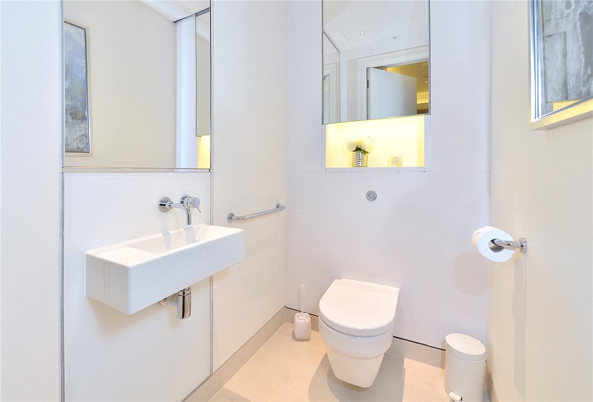 2 bedroom Flat, Green Street, Mayfair, W1K - Available, Image 16
