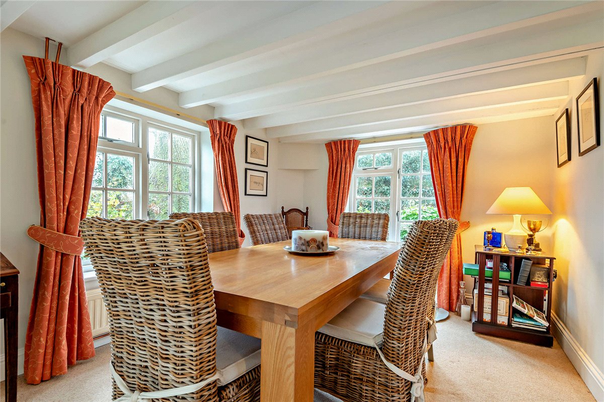 5 bedroom House, Crookham Common, Thatcham, RG19 - Available, Image 10