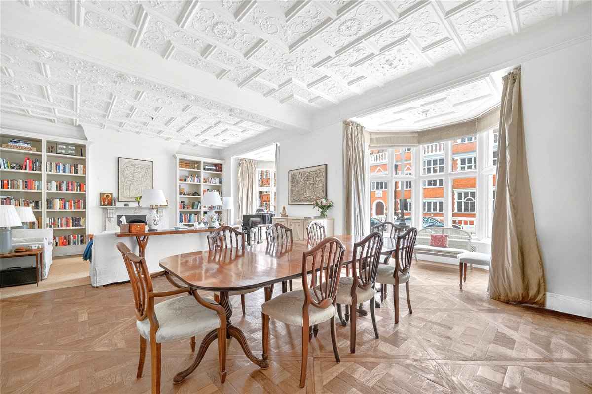 4 bedroom Maisonette, Harrington Gardens, South Kensington, SW7 - Available, Image 1