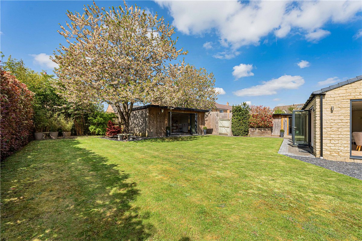 4 bedroom House, Willows Edge, Eynsham, OX29 - Available, Image 13