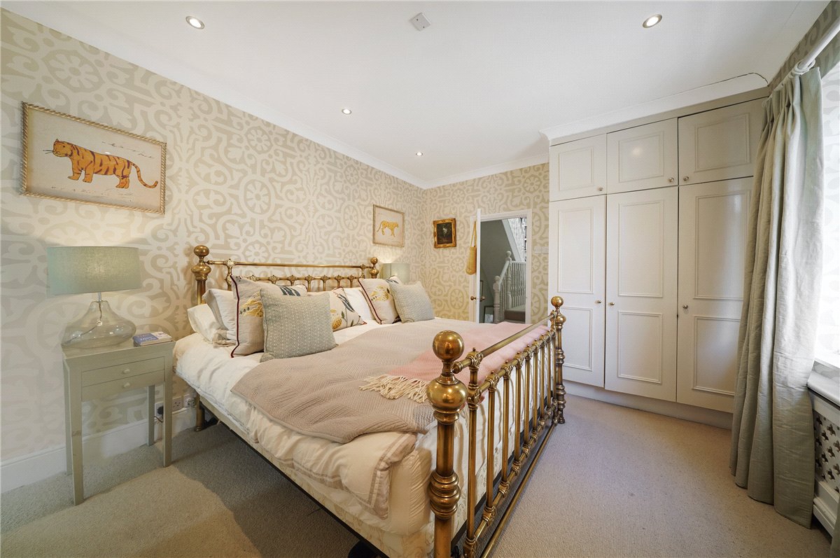 5 bedroom House, Inglethorpe Street, London, SW6 - Available, Image 8