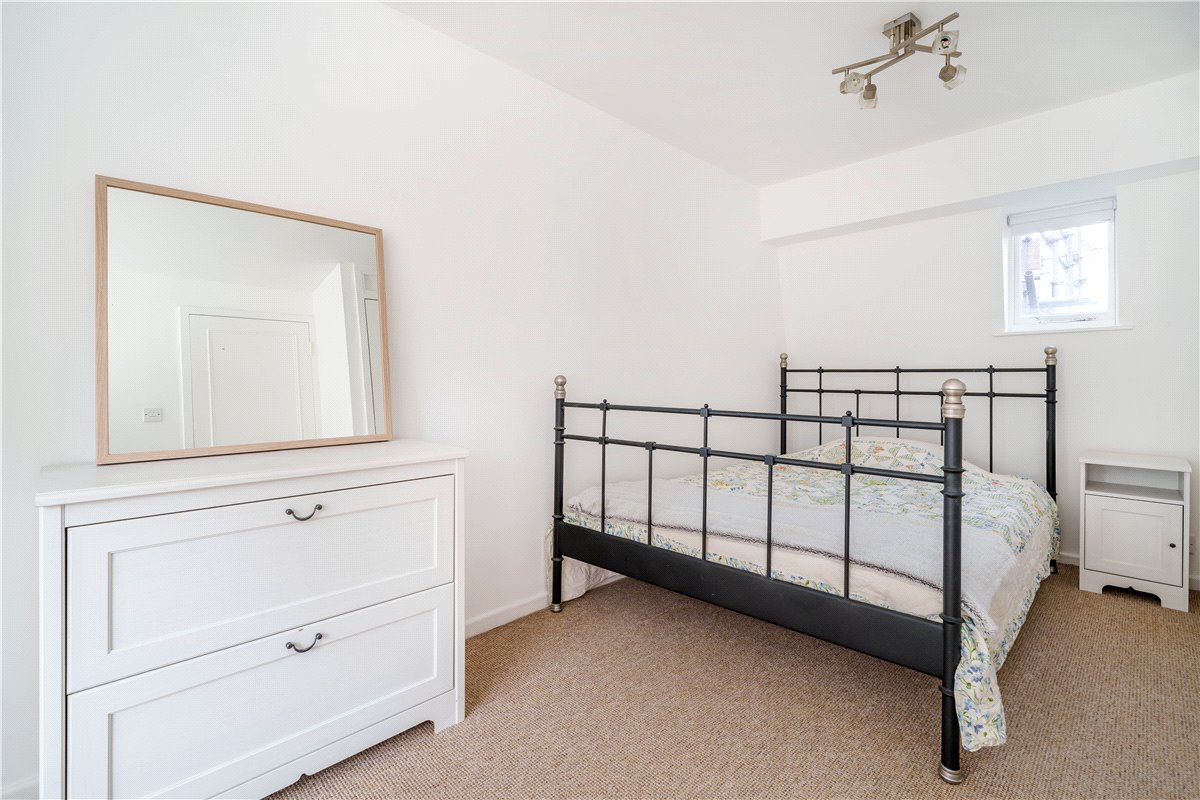 2 bedroom Flat, Brock Street, Bath, BA1 - Available, Image 5