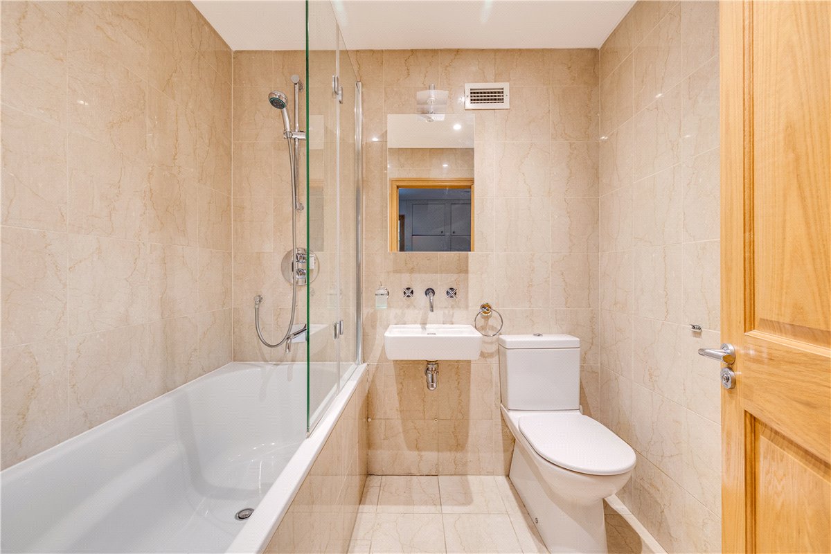 2 bedroom Flat, Somerset Road, London, SW19 - Available, Image 3