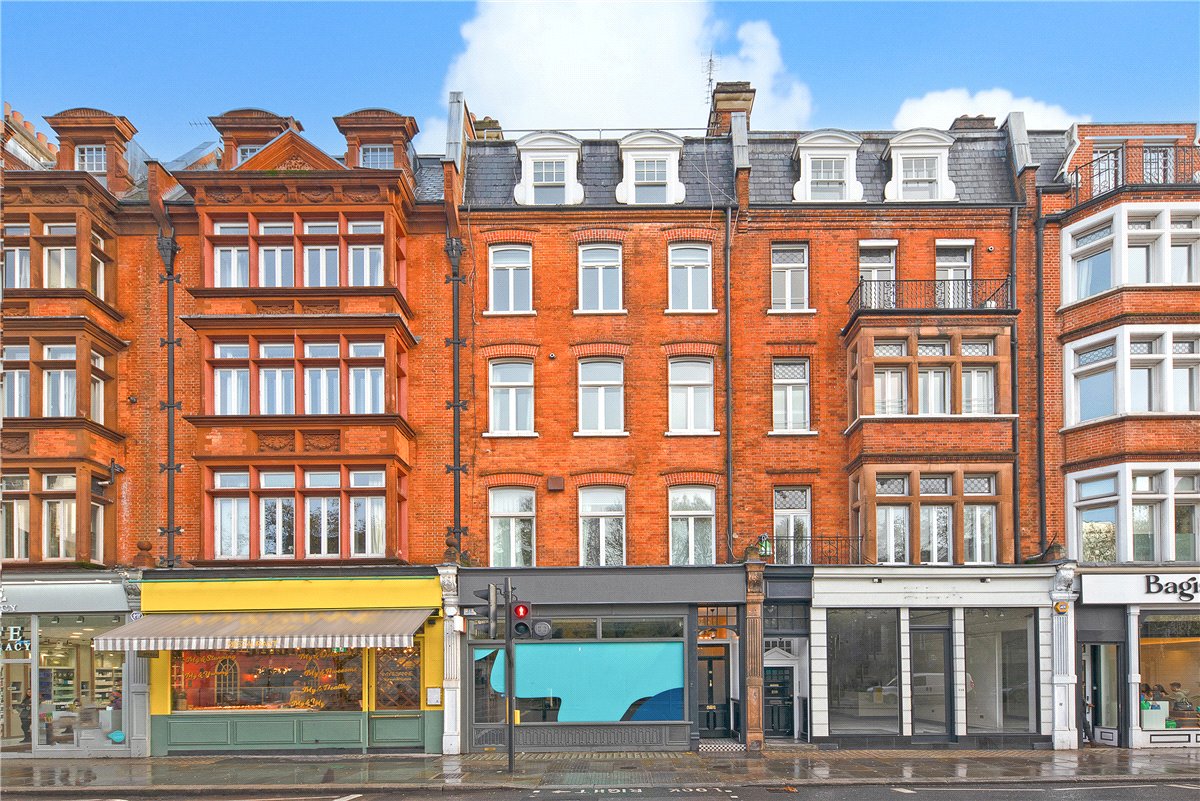 2 bedroom Flat, Brompton Road, Knightsbridge, SW3 - Available