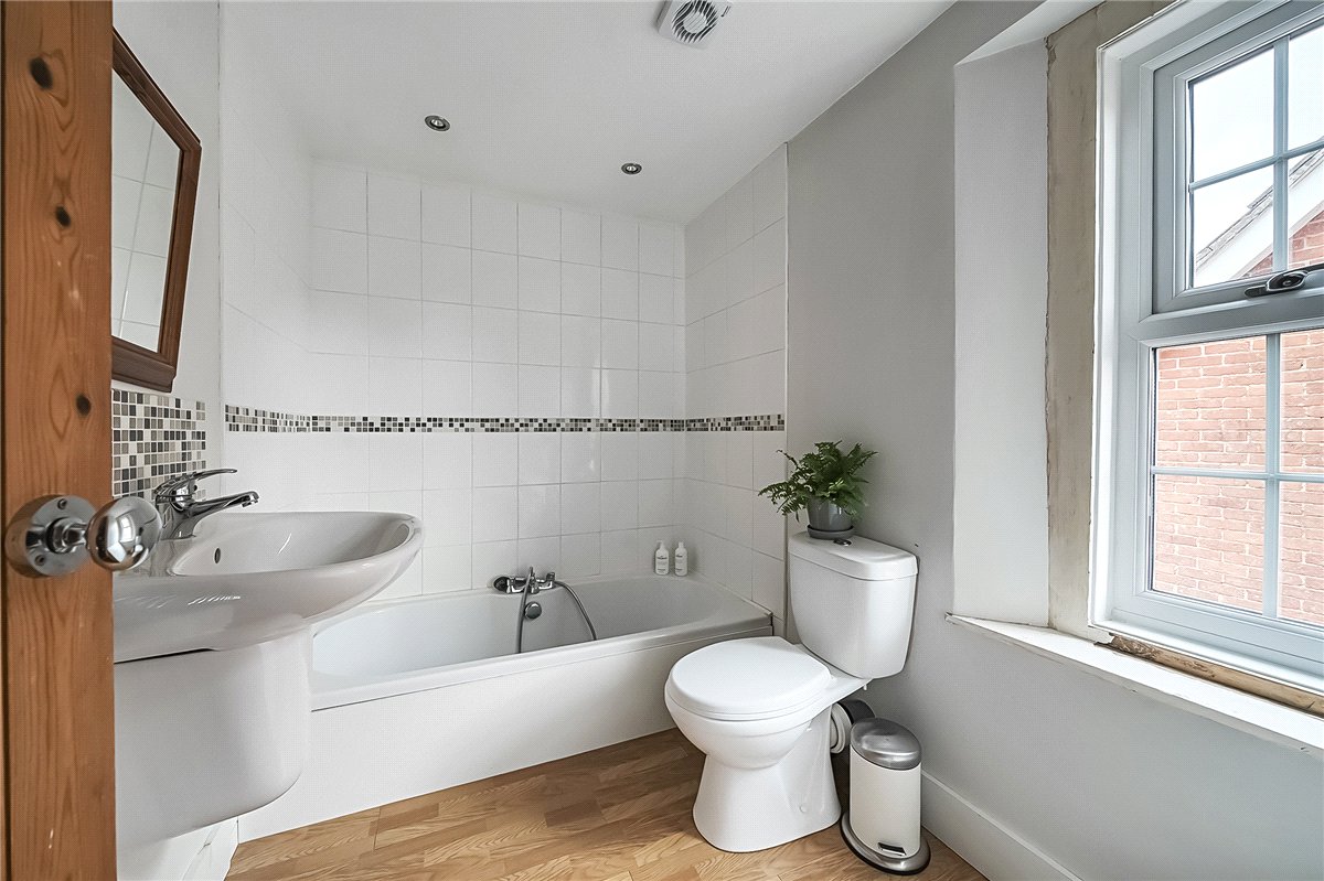 4 bedroom House, Forge Lane, West Overton, SN8 - Sold, Image 9