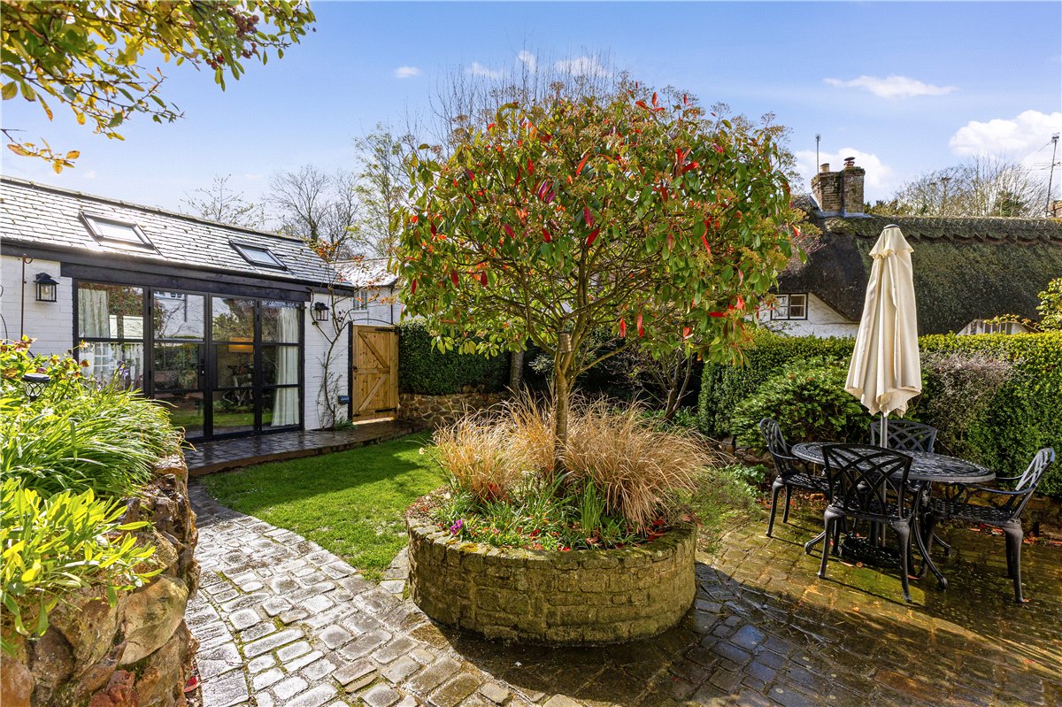 3 bedroom House, The Butts, Aldbourne, SN8 - Available, Image 13