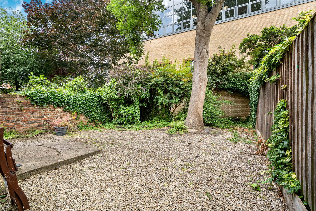 2 bedroom Maisonette, Walton Crescent, Oxford, OX1 - , Image 12