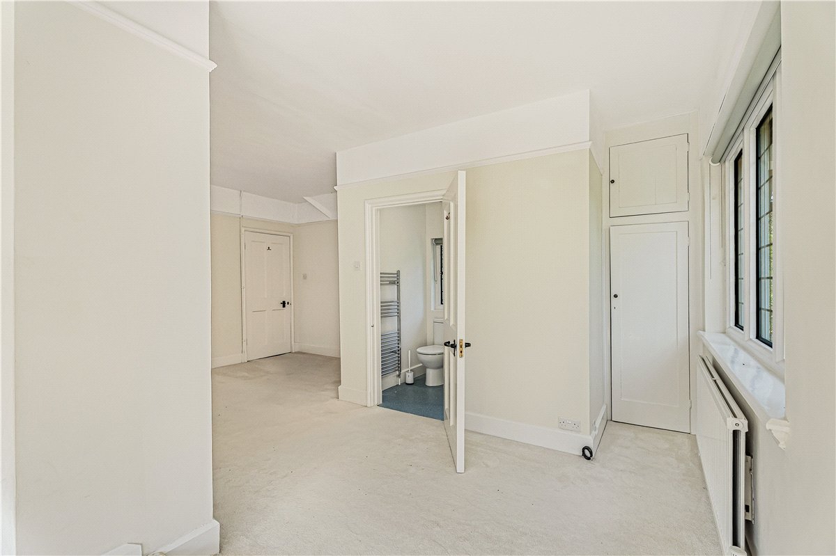 10 bedroom House, Frith Hill, South Heath, HP16 - Available, Image 20