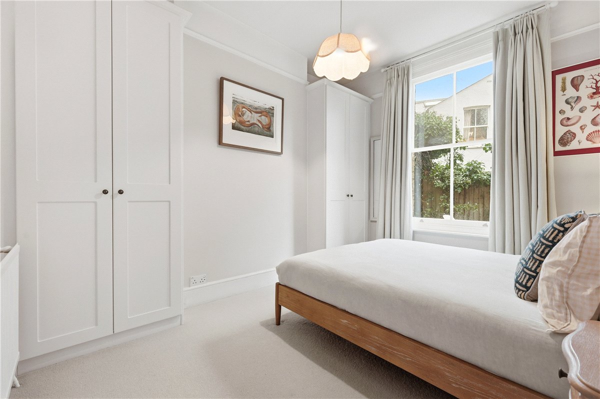 2 Bedroom Apartment/Flat's Image 5