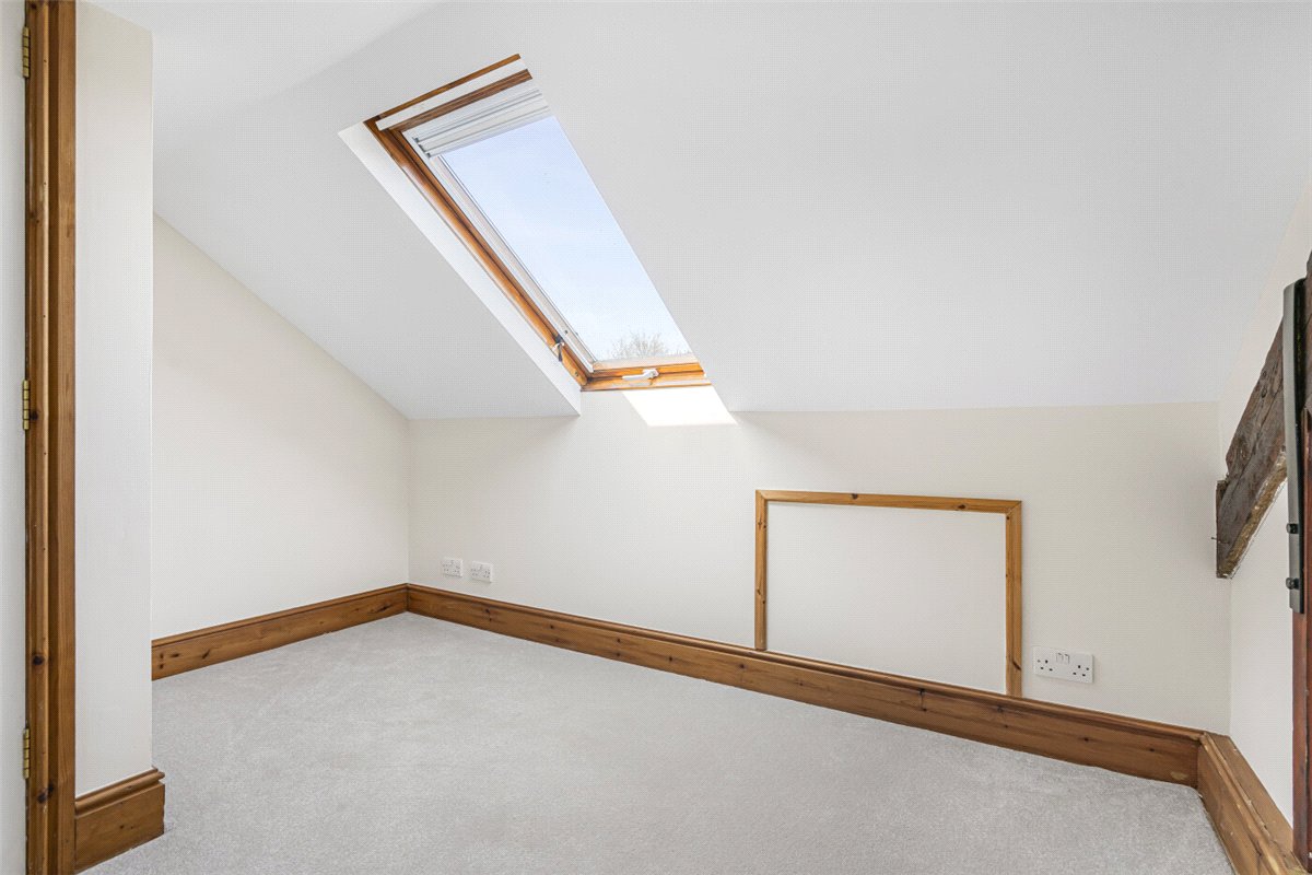 4 bedroom Cottage, Yew Tree Court, Nantwich Road, CW10 - , Image 1