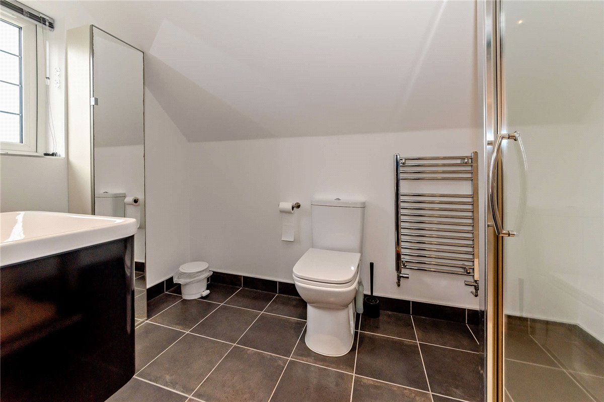 5 bedroom House, Enborne Street, Enborne, RG20 - Available, Image 20