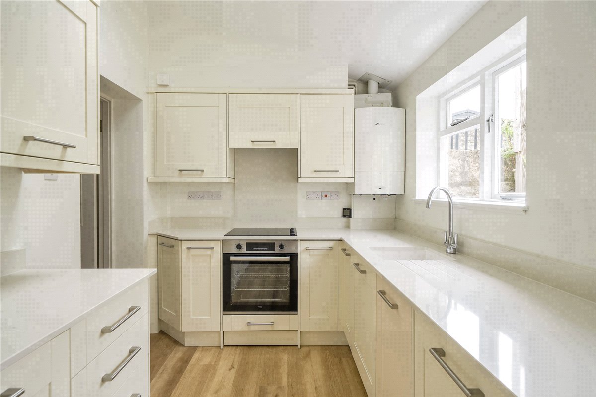 3 bedroom House, Lark Place, Bath, BA1 - Under Offer, Image 2