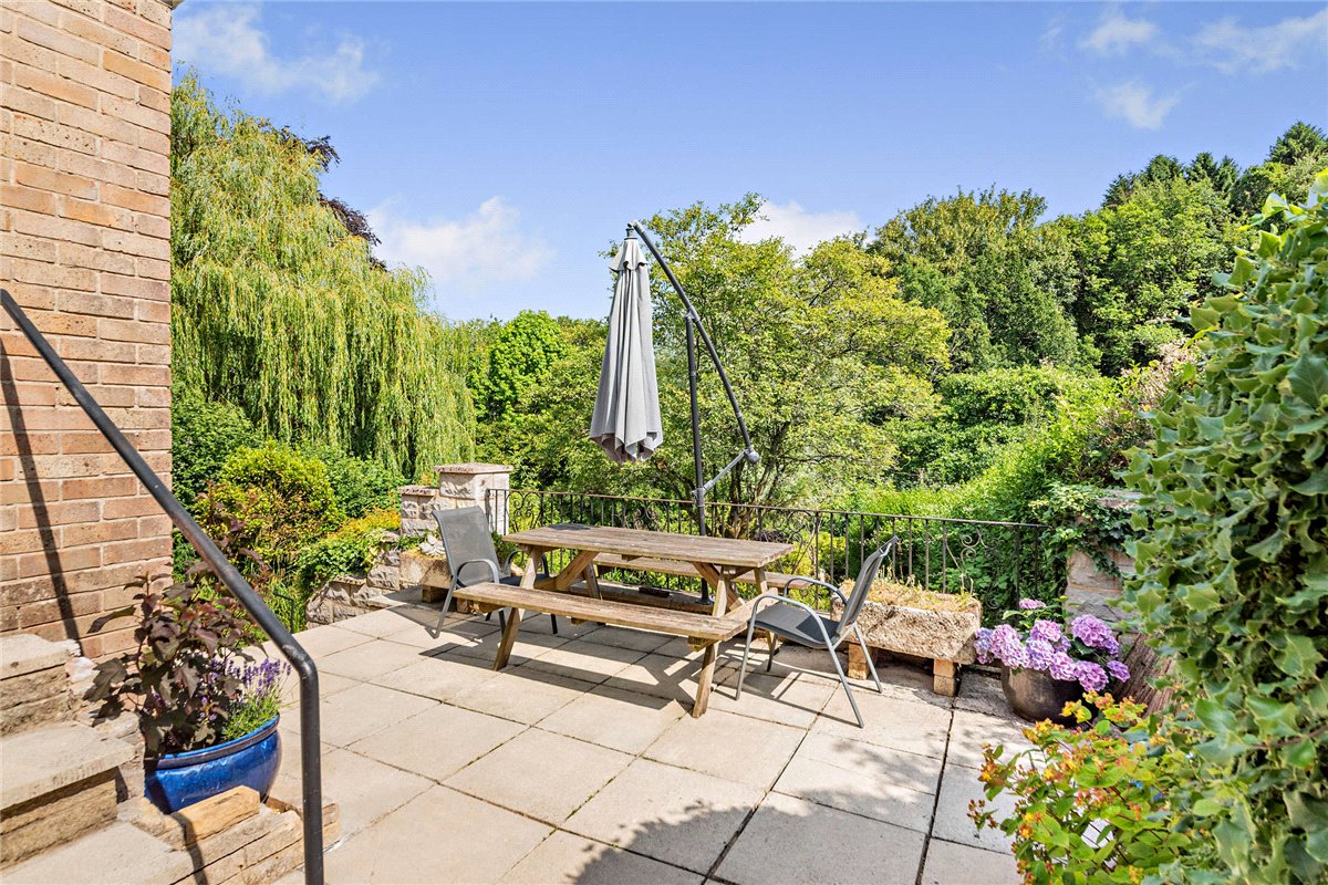 4 bedroom House, Bucklebury Alley, Cold Ash, RG18 - Sold, Image 17