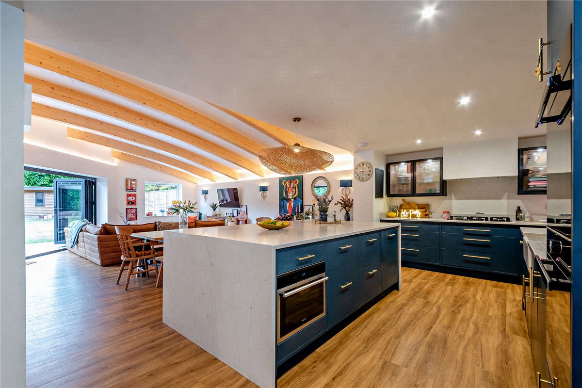 5 bedroom House, Kendrick Road, Newbury, RG14 - Available, Image 7