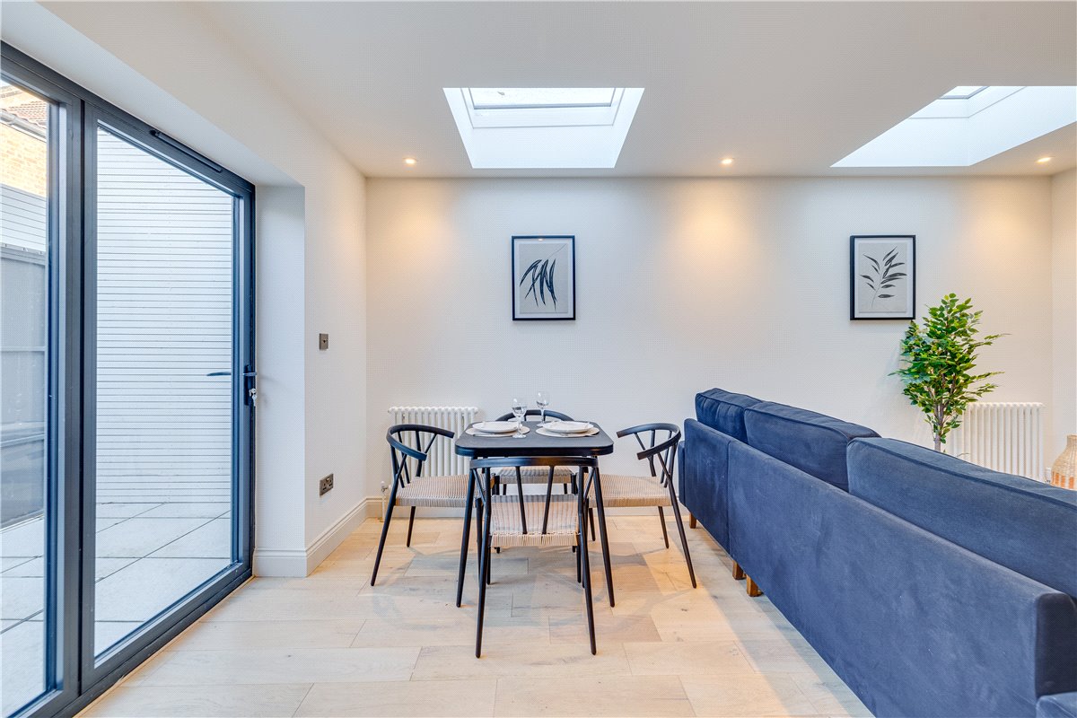 2 bedroom Flat, Quicks Road, London, SW19 - Sold, Image 6