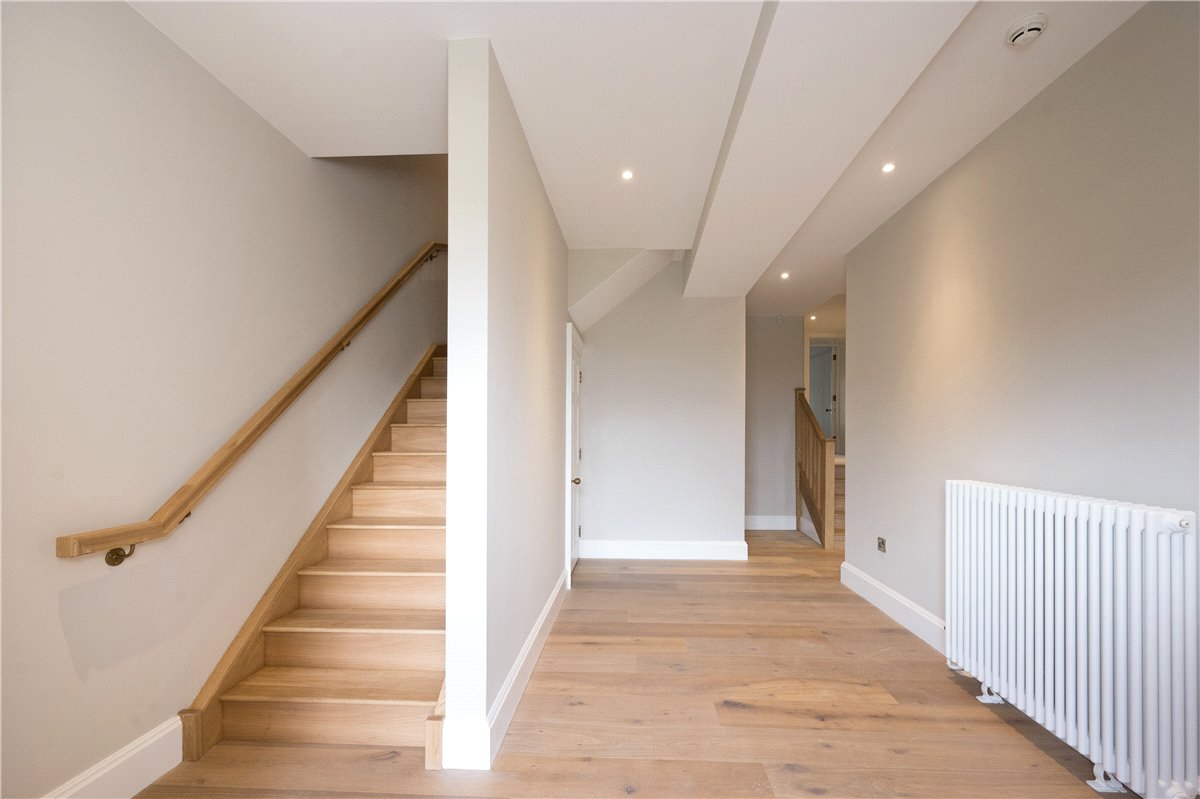 3 bedroom Flat, Ledston Hall, Back Newton Lane, WF10 - , Image 5