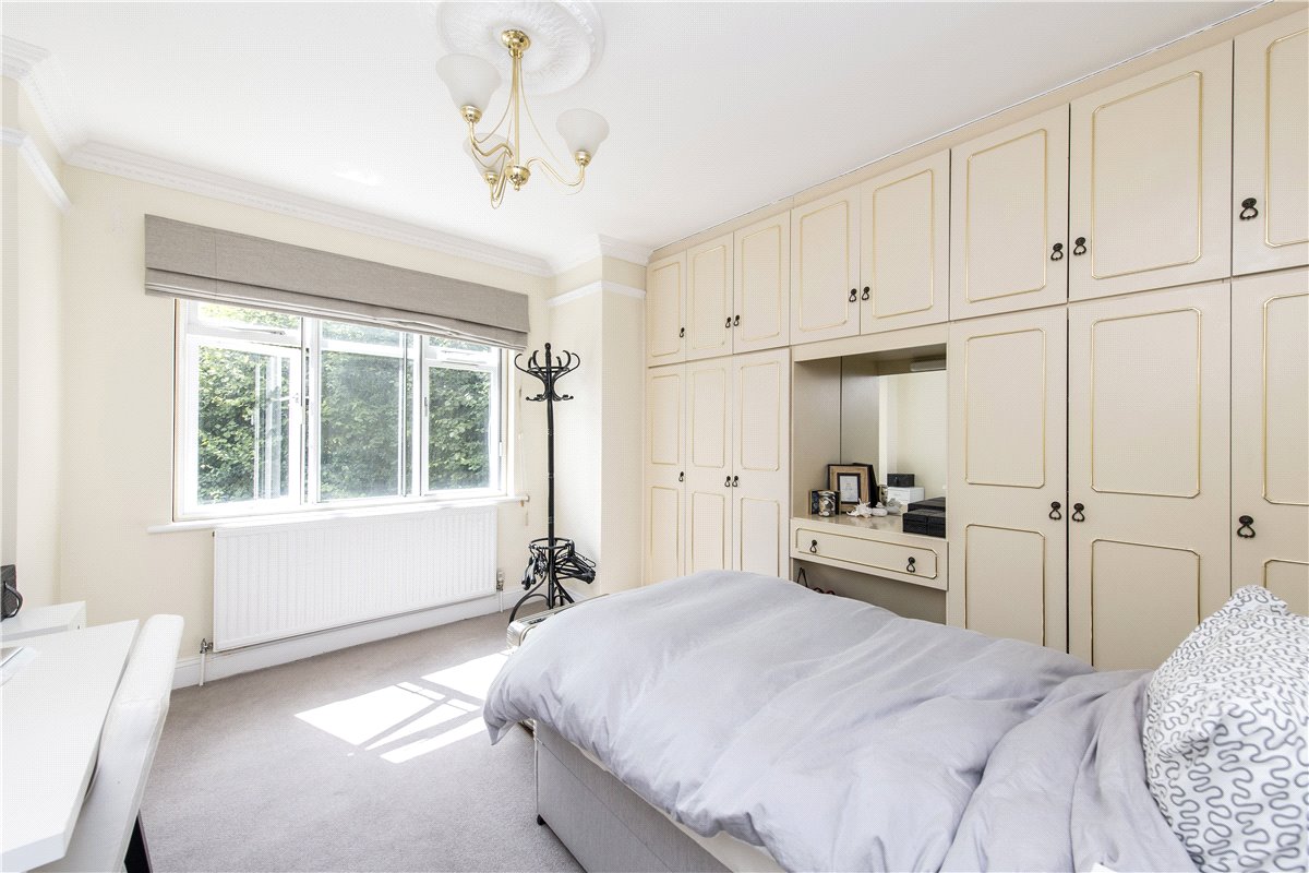 1 bedroom Flat, Wexford Lodge, 163 Nightingale Lane, SW12 - Available, Image 1