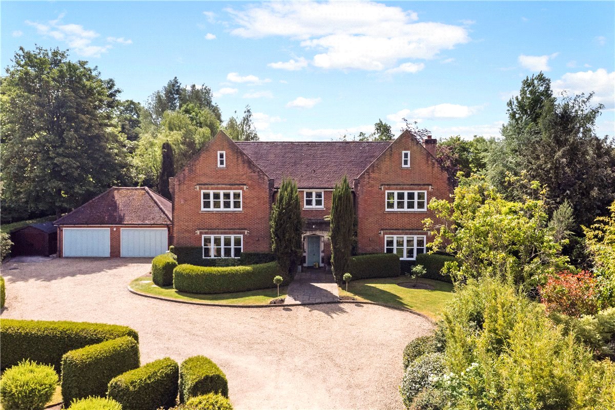 8 bedroom House, Milton Lilbourne, Pewsey, SN9 - Available, Image 2