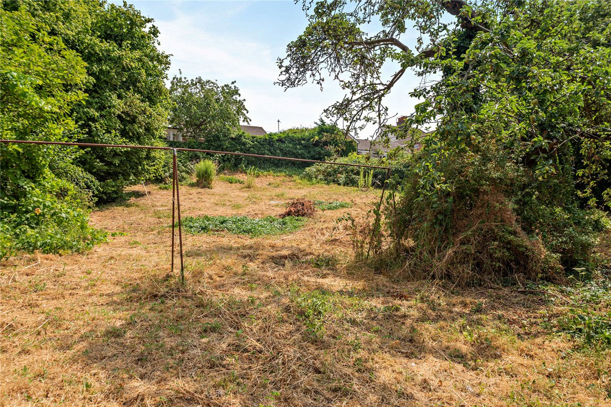 5 bedroom House, High Street, Hungerford, RG17 - Available, Image 21