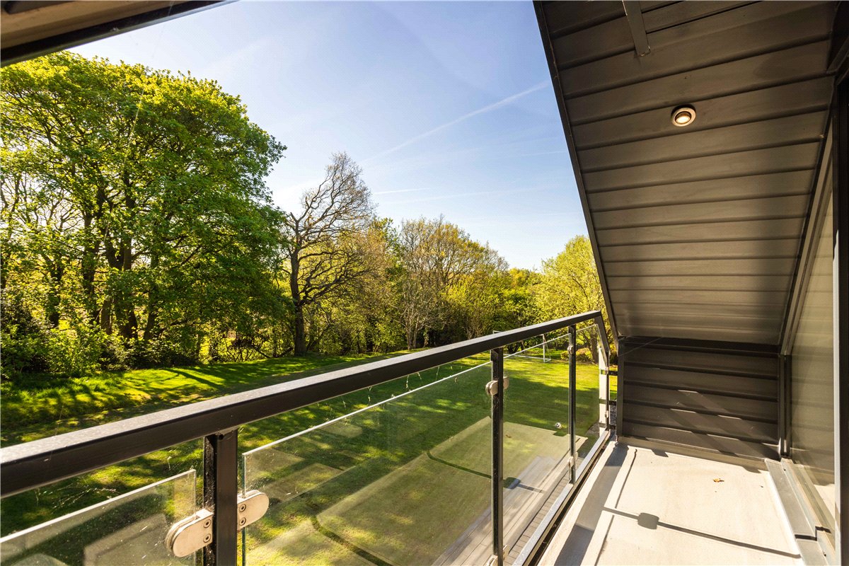 7 bedroom House, Layton Lane, Rawdon, LS19 - Available, Image 11