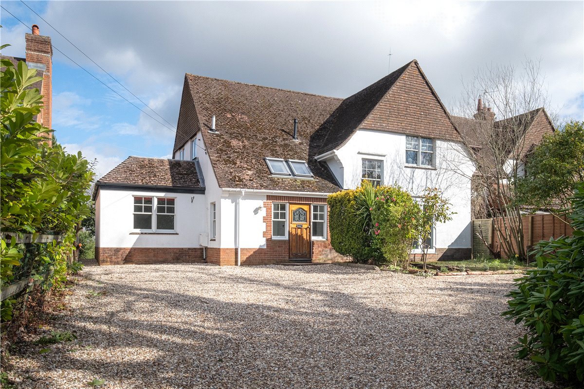 4 bedroom House, The Ridge, Cold Ash, RG18 - Sold